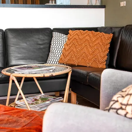 Apartament Hyggelig I Stueplan Med Internet I Sj583
