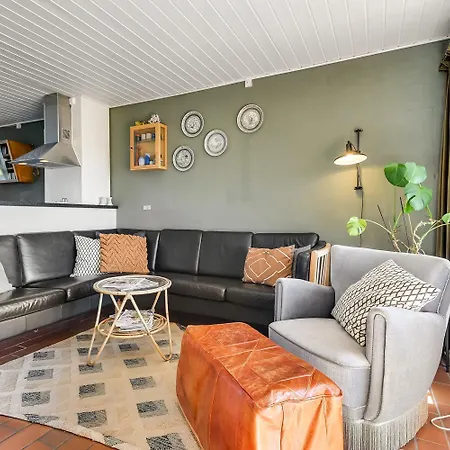 Hyggelig I Stueplan Med Internet I Sj583 Appartement